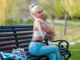 VickyWest recorded pics arsch